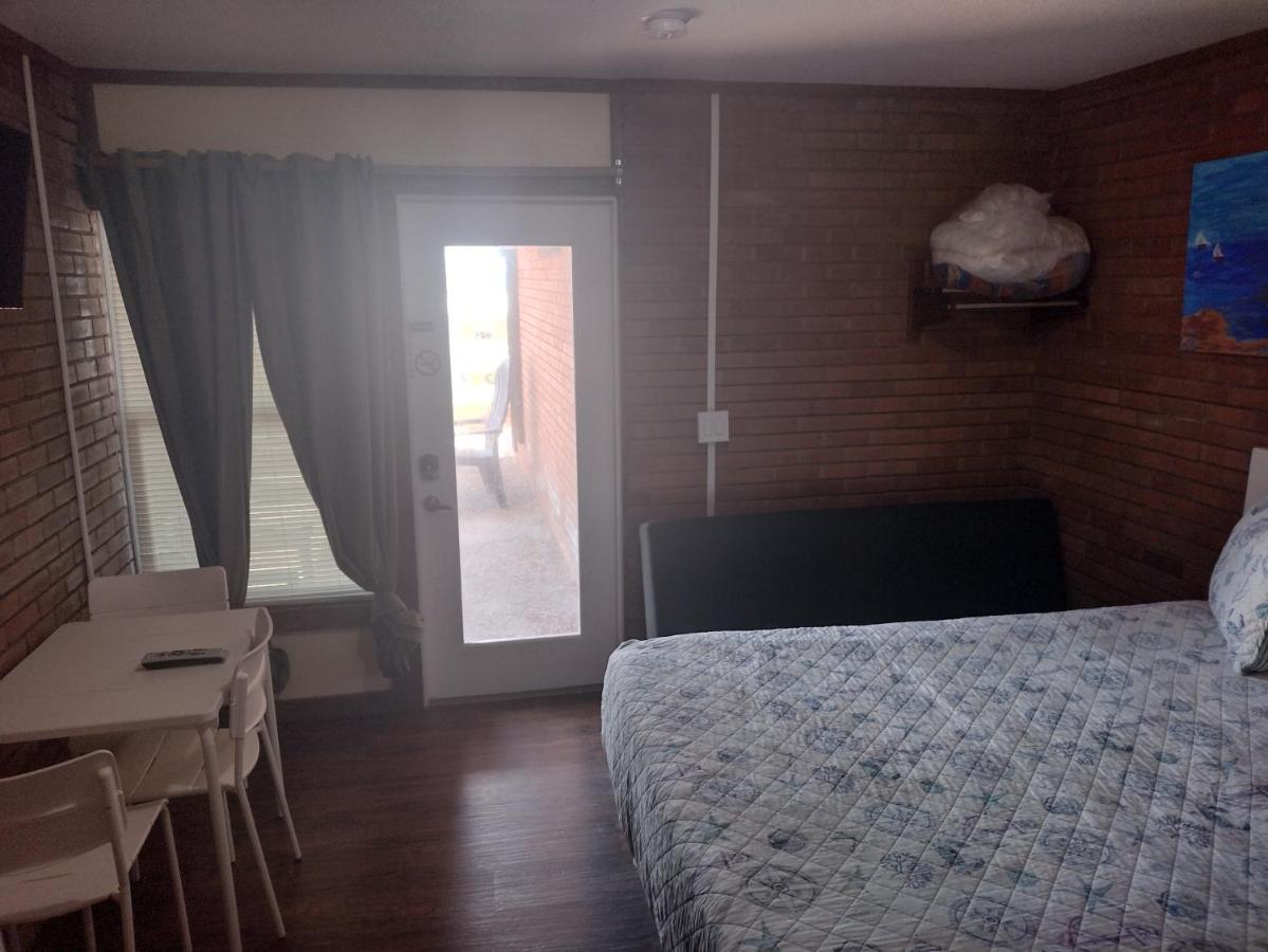 Belles Sea Inn พอร์ท อารานซัส ภายนอก รูปภาพ